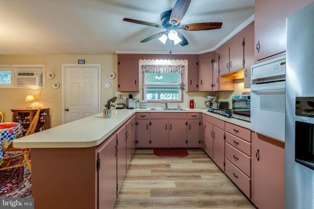 600 KISSEL HILL RD, Lititz, PA 17543