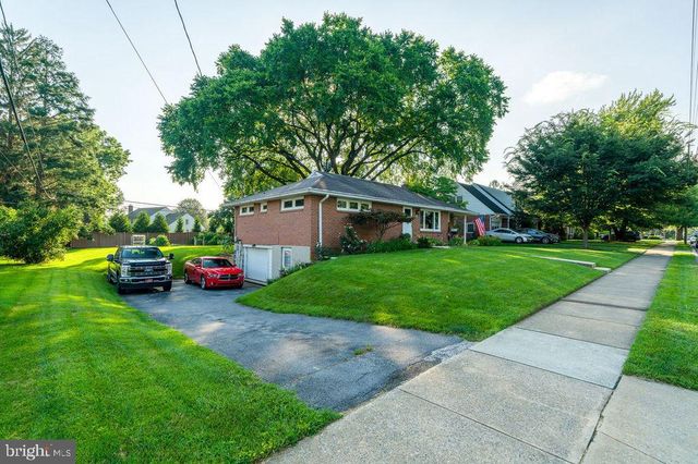 600 KISSEL HILL RD, Lititz, PA 17543