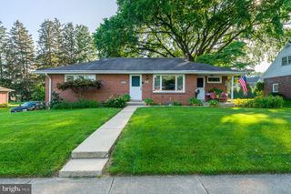600 KISSEL HILL RD, Lititz, PA 17543