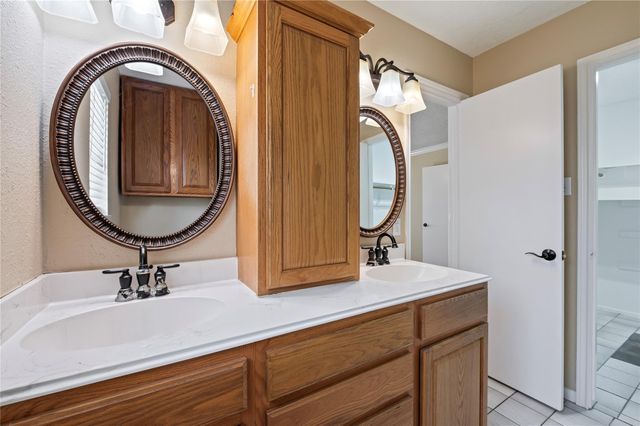 1857 County Road 99, Alvin, TX 77511
