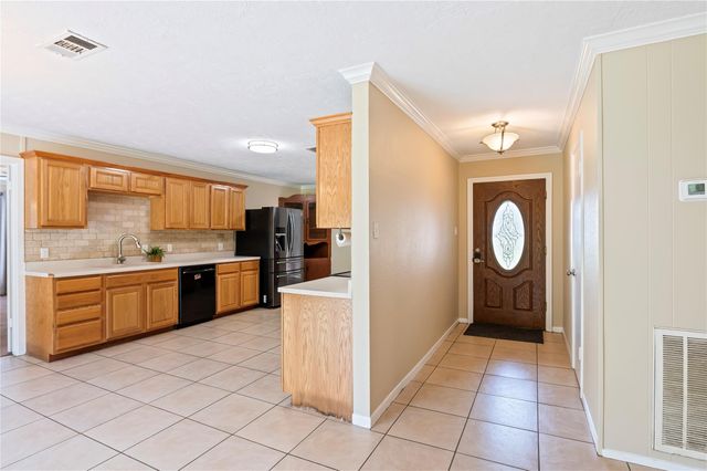 1857 County Road 99, Alvin, TX 77511
