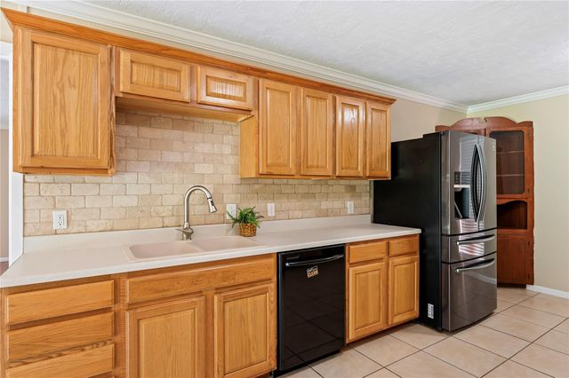 1857 County Road 99, Alvin, TX 77511