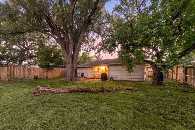 6415 Limestone Street, Houston, TX 77092