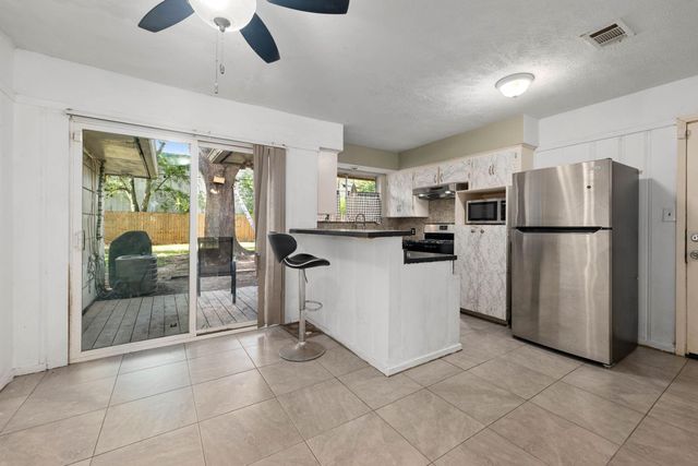 6415 Limestone Street, Houston, TX 77092
