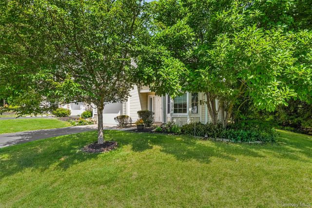 2 N Cambridge Court, Fishkill, NY 12524