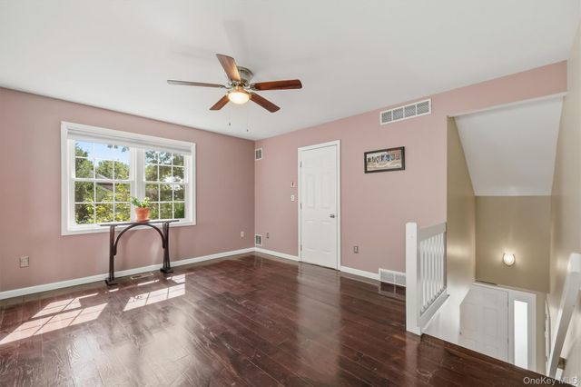 2 N Cambridge Court, Fishkill, NY 12524