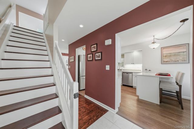 2 N Cambridge Court, Fishkill, NY 12524
