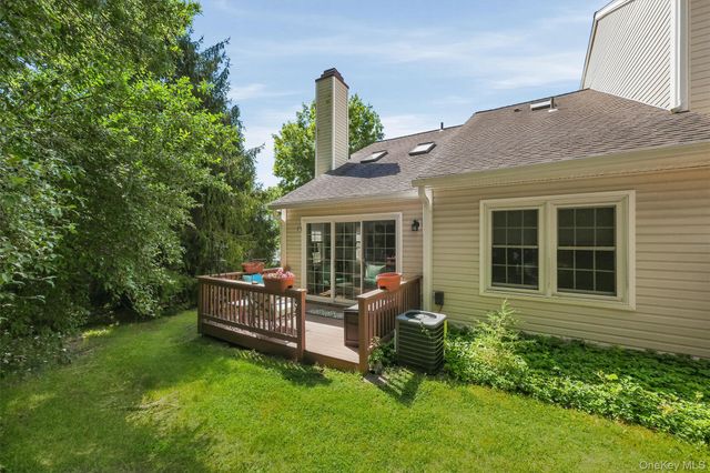 2 N Cambridge Court, Fishkill, NY 12524