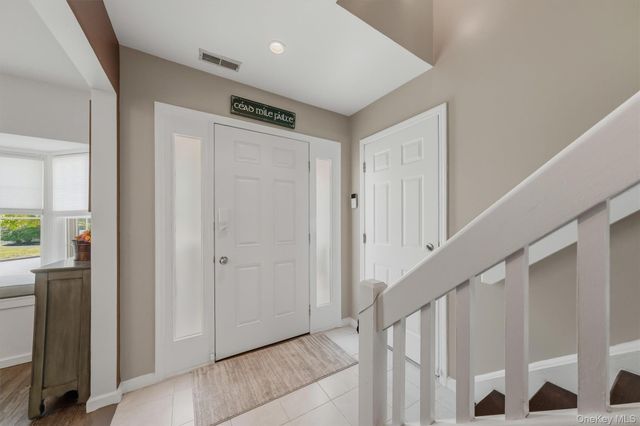 2 N Cambridge Court, Fishkill, NY 12524