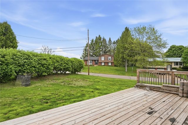 235 Princeton Drive, Center Twp, PA 15001