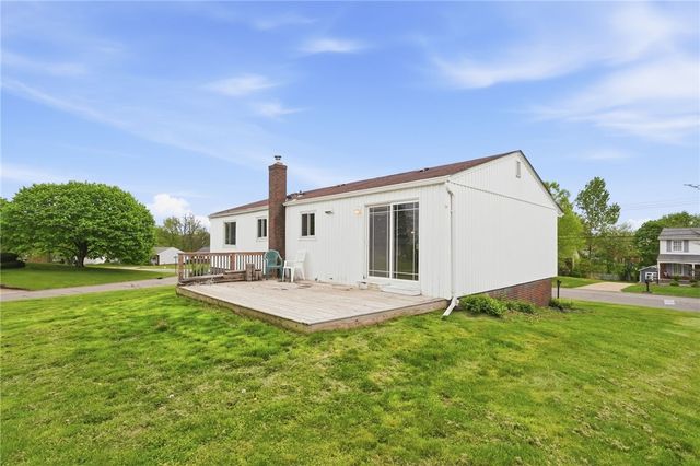 235 Princeton Drive, Center Twp, PA 15001