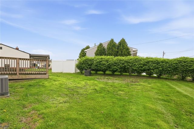 235 Princeton Drive, Center Twp, PA 15001