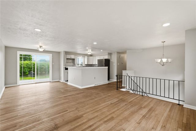 235 Princeton Drive, Center Twp, PA 15001