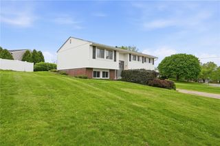 235 Princeton Drive, Center Twp, PA 15001
