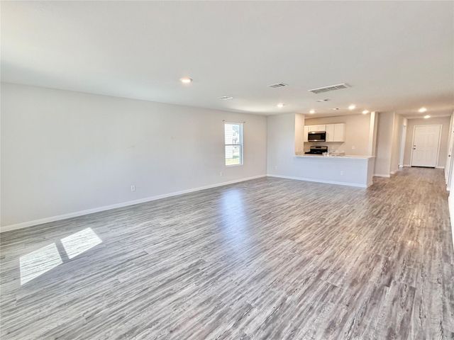 1395 Road 5102, Cleveland, TX 77327