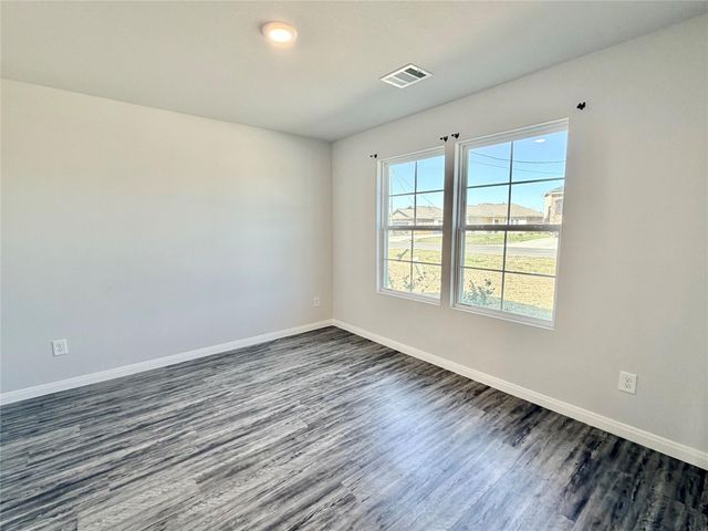 1395 Road 5102, Cleveland, TX 77327