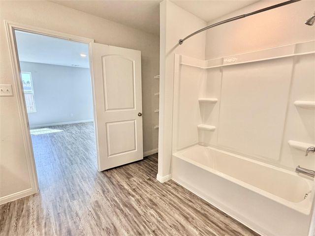 1395 Road 5102, Cleveland, TX 77327