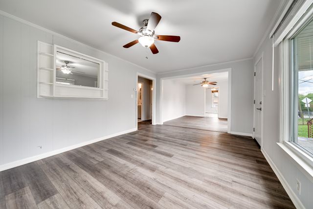 1507 Meridian St, Nashville, TN 37207