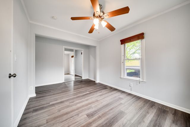 1507 Meridian St, Nashville, TN 37207