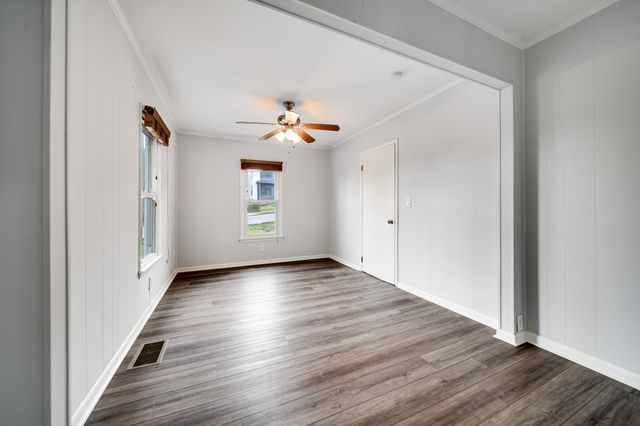 1507 Meridian St, Nashville, TN 37207