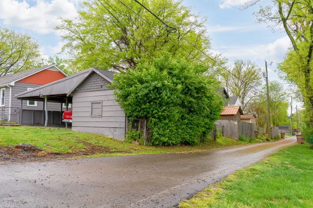 1507 Meridian St, Nashville, TN 37207