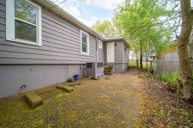 1507 Meridian St, Nashville, TN 37207