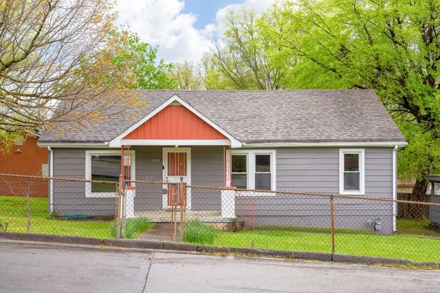 1507 Meridian St, Nashville, TN 37207