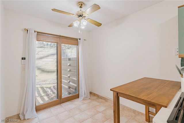275 Solon Road 275C, Chagrin Falls, OH 44022
