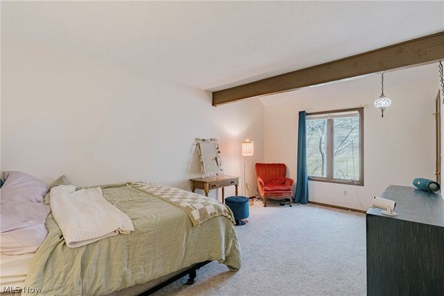 275 Solon Road 275C, Chagrin Falls, OH 44022