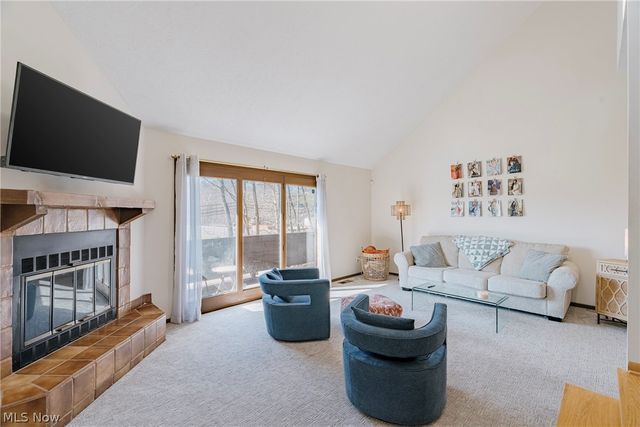 275 Solon Road 275C, Chagrin Falls, OH 44022