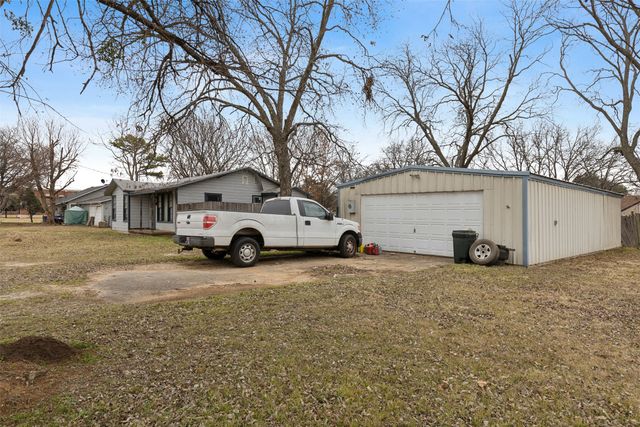100 E Eldred Street, Burleson, TX 76028