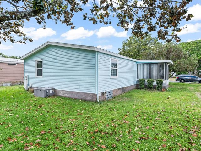 1809 DAFFODIL LANE, The Villages, FL 32159