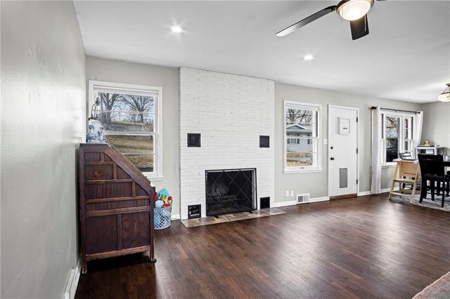 1920 N 29th Street, St Joseph, MO 64506