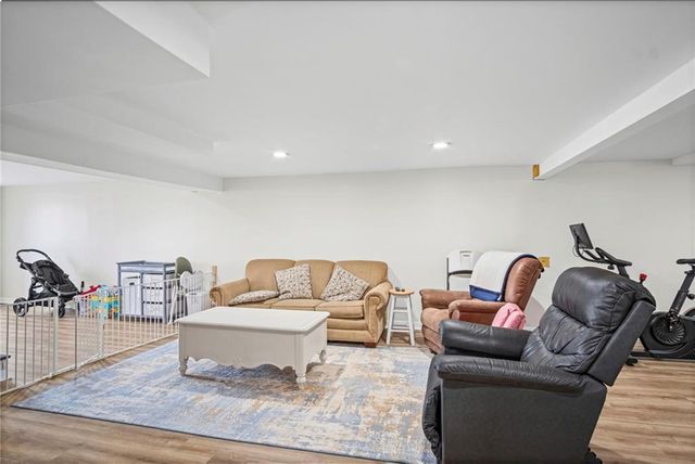 1920 N 29th Street, St Joseph, MO 64506