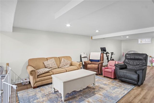 1920 N 29th Street, St Joseph, MO 64506