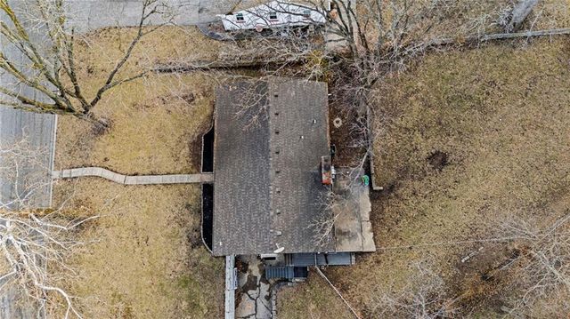 1920 N 29th Street, St Joseph, MO 64506