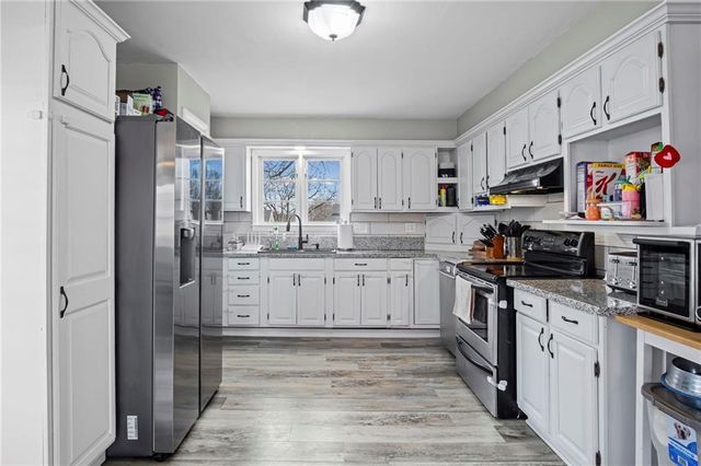 1920 N 29th Street, St Joseph, MO 64506