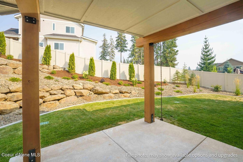 11958 N ROCKING R RD, Hayden, ID 83835 photo 4