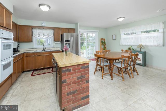 202 N 4TH ST, National Park, NJ 08063