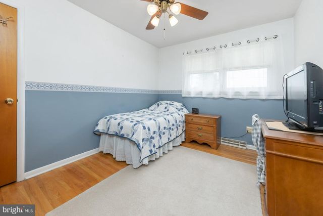 202 N 4TH ST, National Park, NJ 08063
