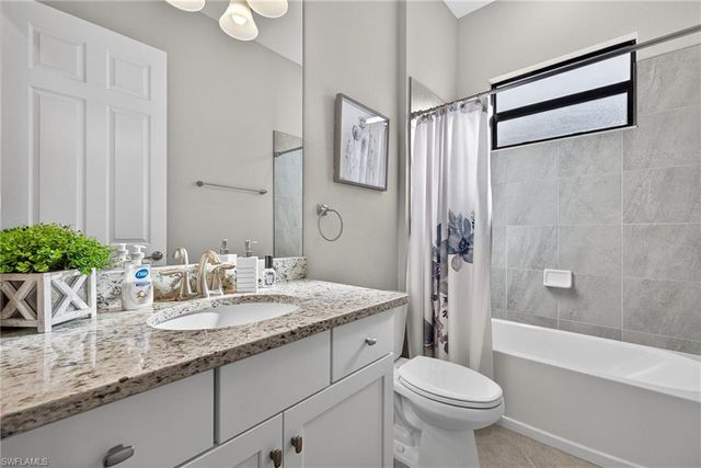 17200 Galway RUN, Bonita Springs, FL 34135