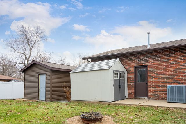 3 Timber Lane, Geneseo, IL 61254