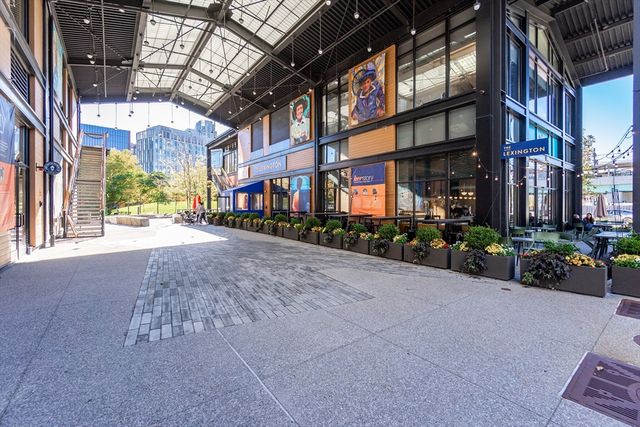 8-12 Museum Way 1629, Cambridge, MA 02141