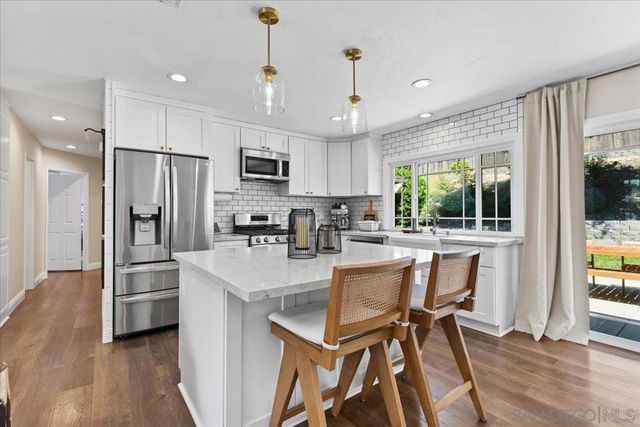 12243 Buckskin, Poway, CA 92064