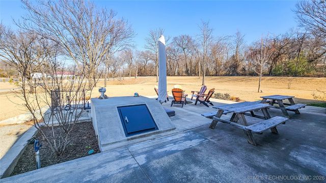 417165 Mockingbird Lane, Eufaula, OK 74432