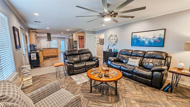 417165 Mockingbird Lane, Eufaula, OK 74432