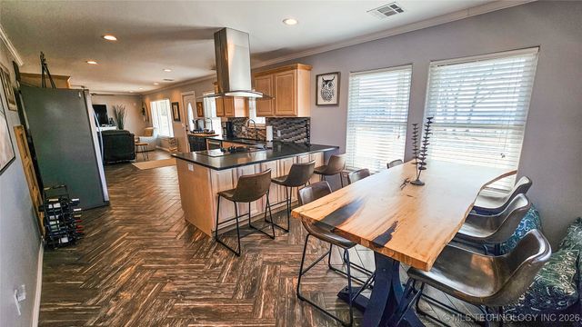 417165 Mockingbird Lane, Eufaula, OK 74432