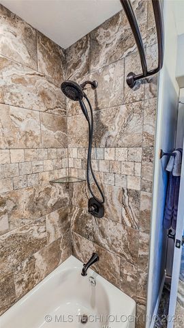 417165 Mockingbird Lane, Eufaula, OK 74432