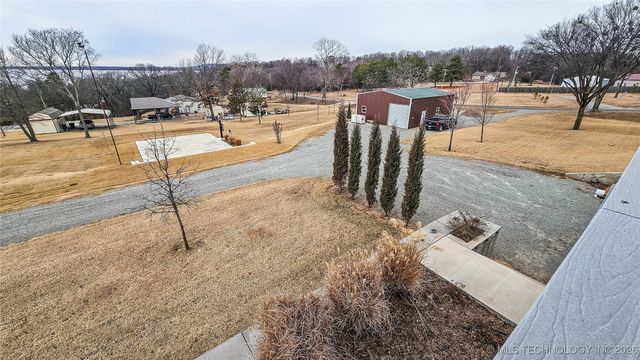 417165 Mockingbird Lane, Eufaula, OK 74432