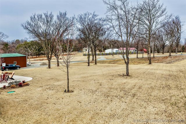 417165 Mockingbird Lane, Eufaula, OK 74432